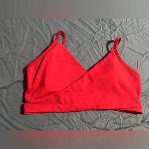 Fabletics brand criss cross style sports bra